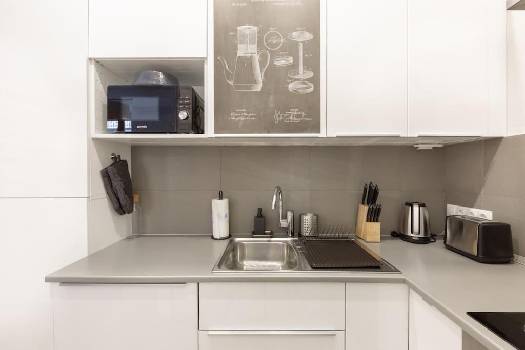 Budapest & Coffee Apt By Nw エクステリア 写真